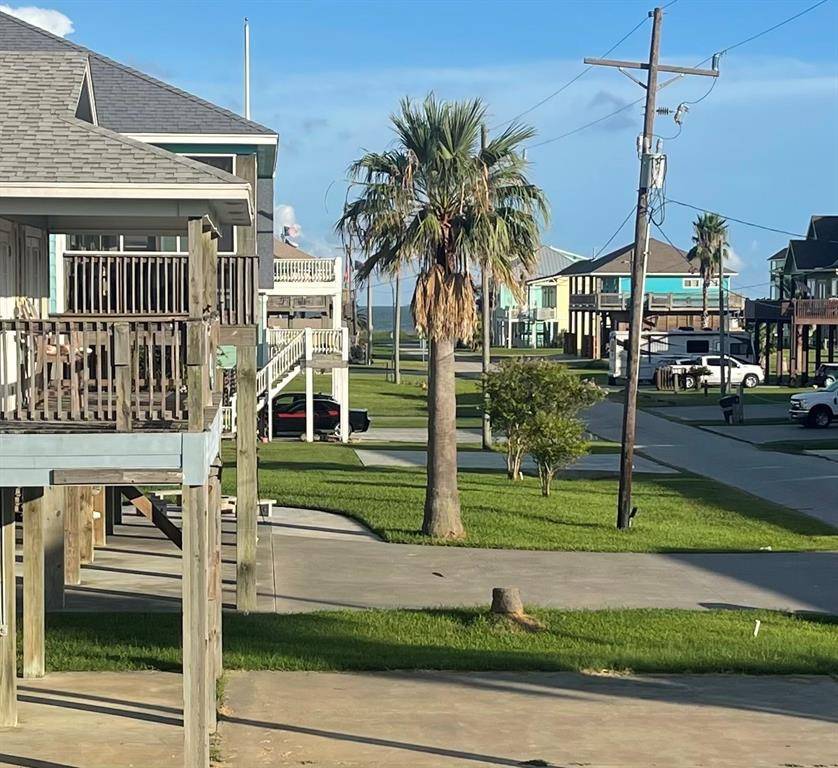 Crystal Beach, TX 77650,872 Surf view DR