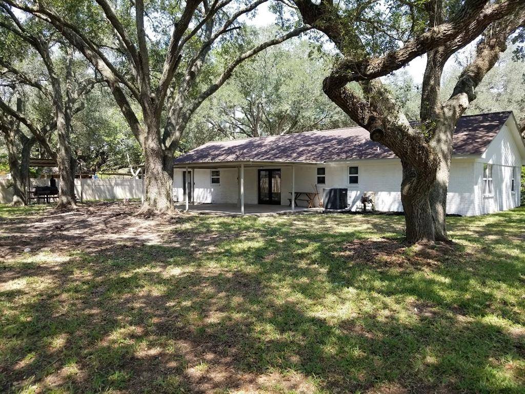 Wharton, TX 77488,310 Shady LN