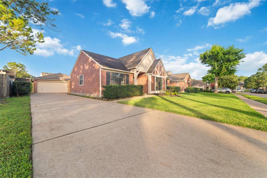 Houston, TX 77083,15027 Berkshire Green DR