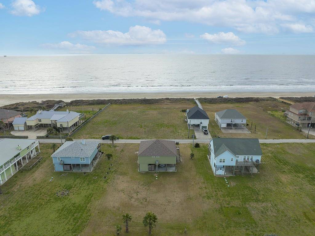 Crystal Beach, TX 77650,437 Atkinson