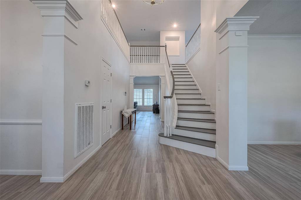 Sugar Land, TX 77479,7130 Glenwood DR