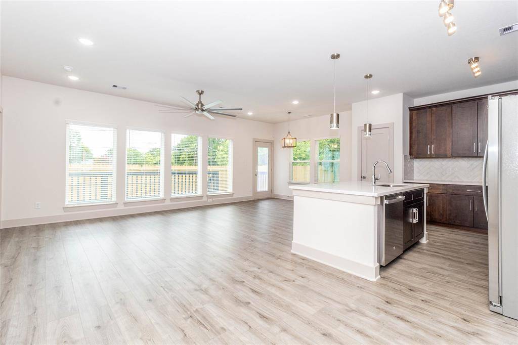 Houston, TX 77051,10513 Chesterfield DR
