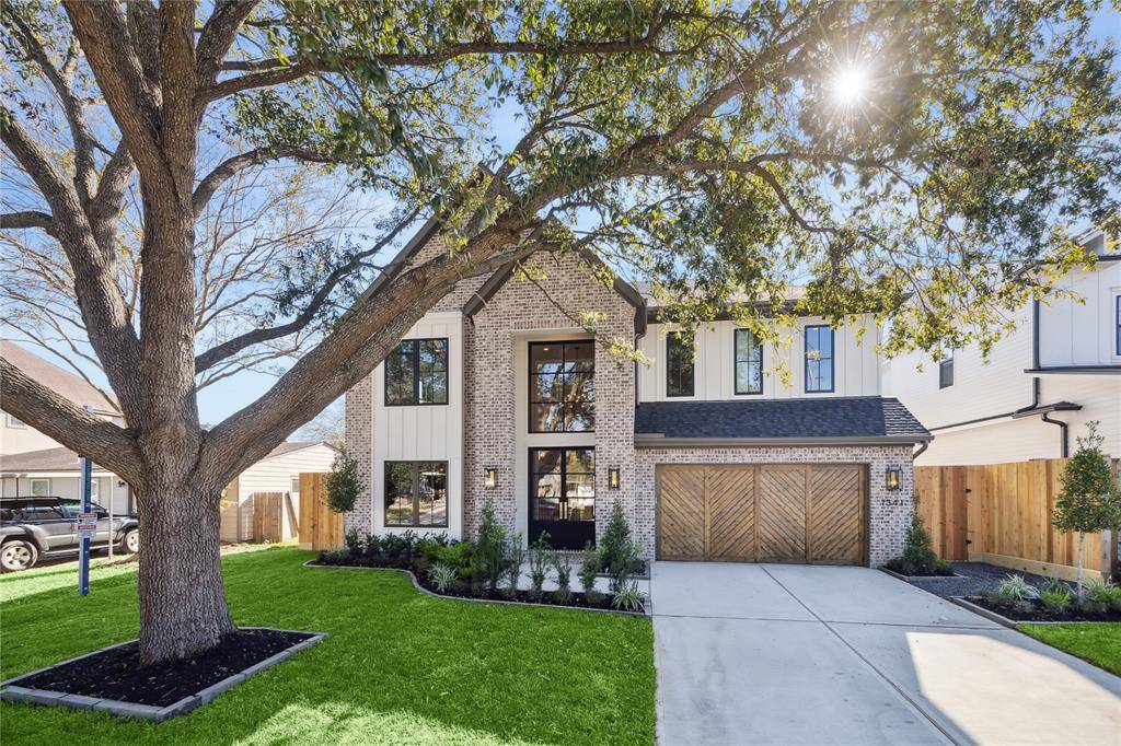 Houston, TX 77018,1341 Chamboard DR