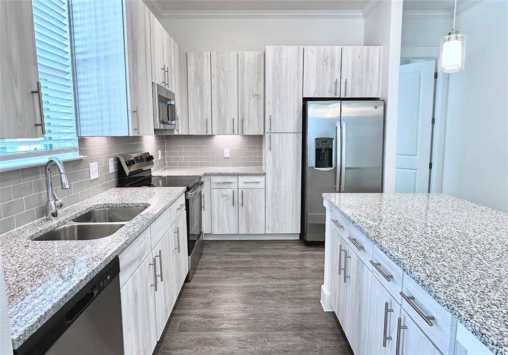 Katy, TX 77494,3030 GREENBUSCH #112B