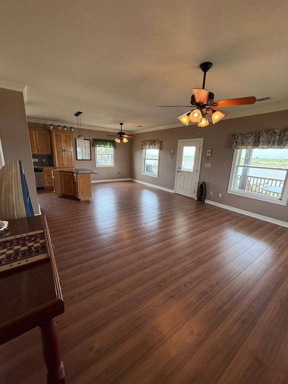 Sargent, TX 77414,822 SEAGULL ROAD