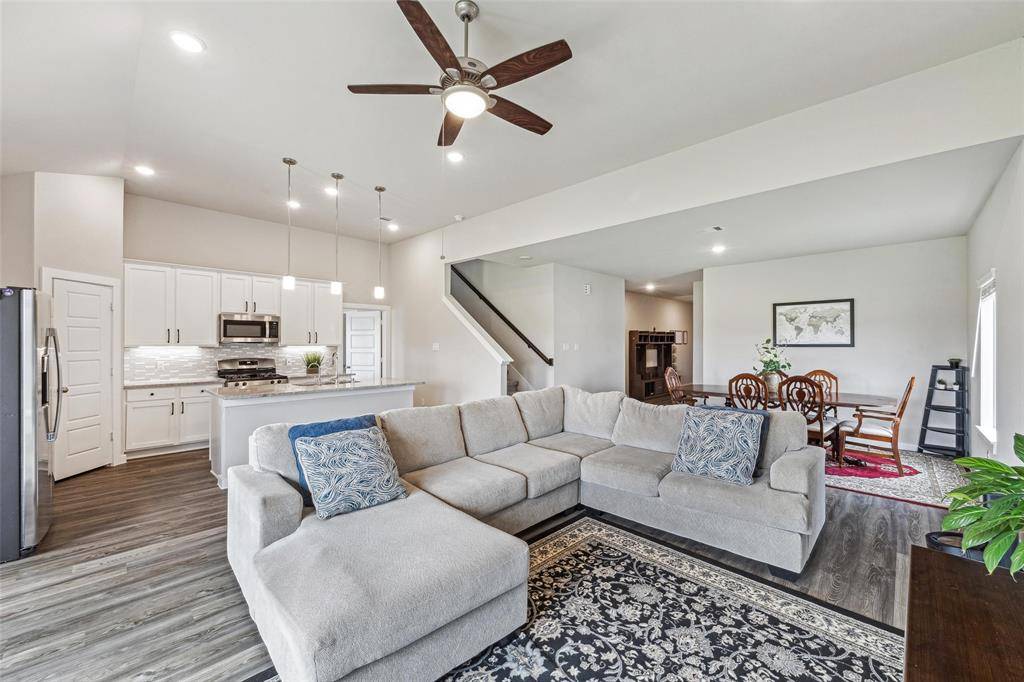 La Marque, TX 77568,27203 Constants Court