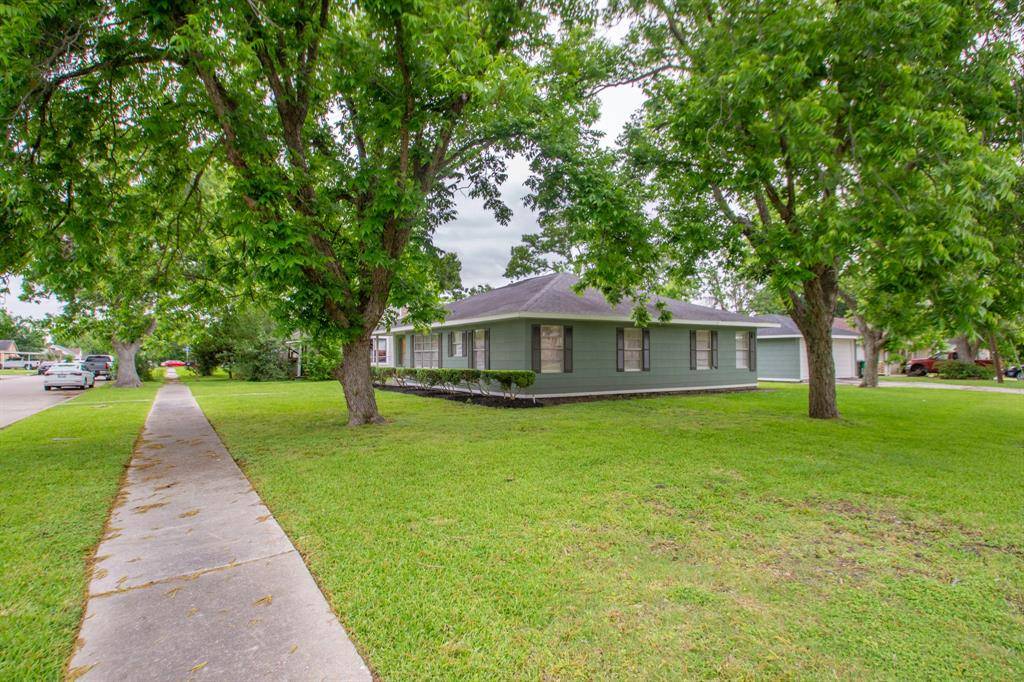 Baytown, TX 77520,2306 Florida ST