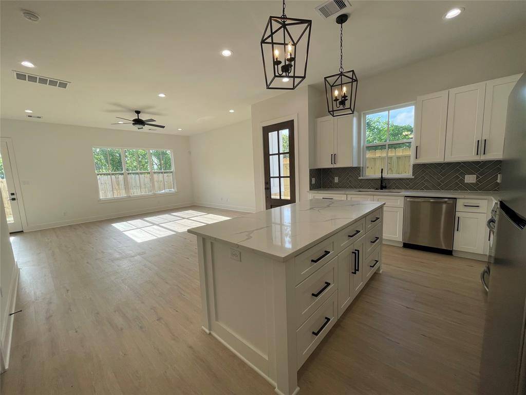 Houston, TX 77091,6412 Highland Pine LN