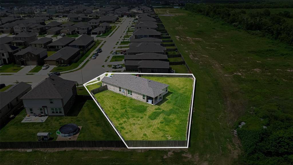 Rosharon, TX 77583,7227 Birchville DR