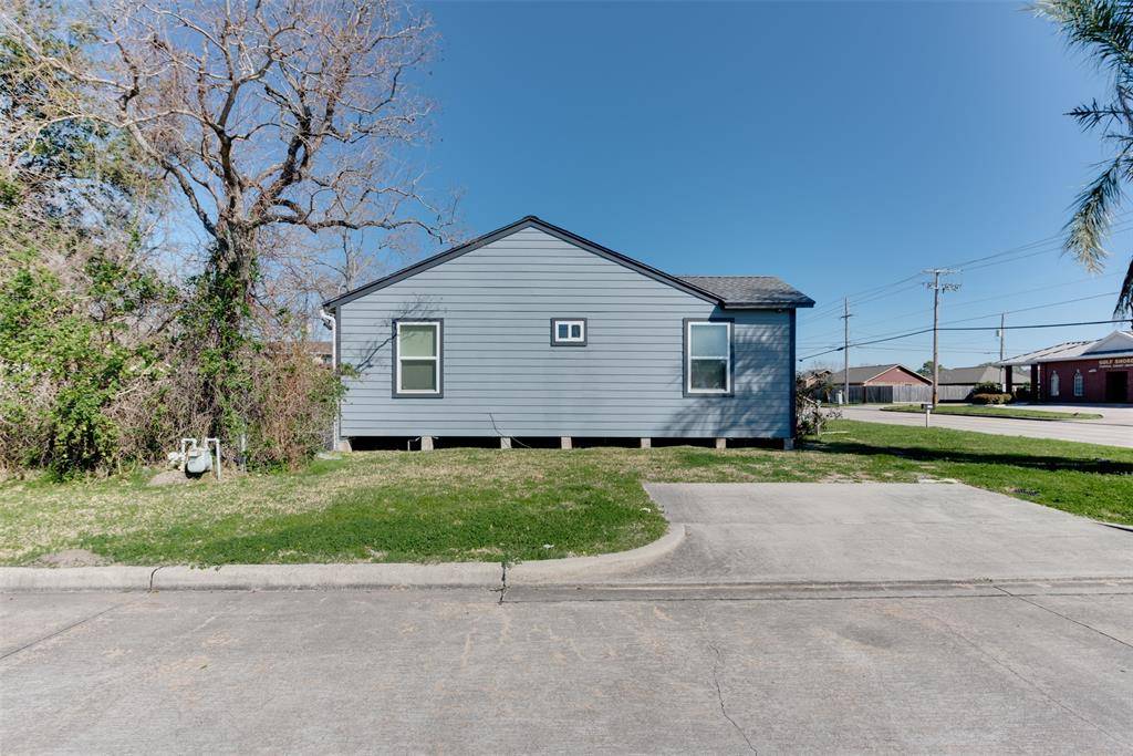 Texas City, TX 77590,1301 N Logan ST