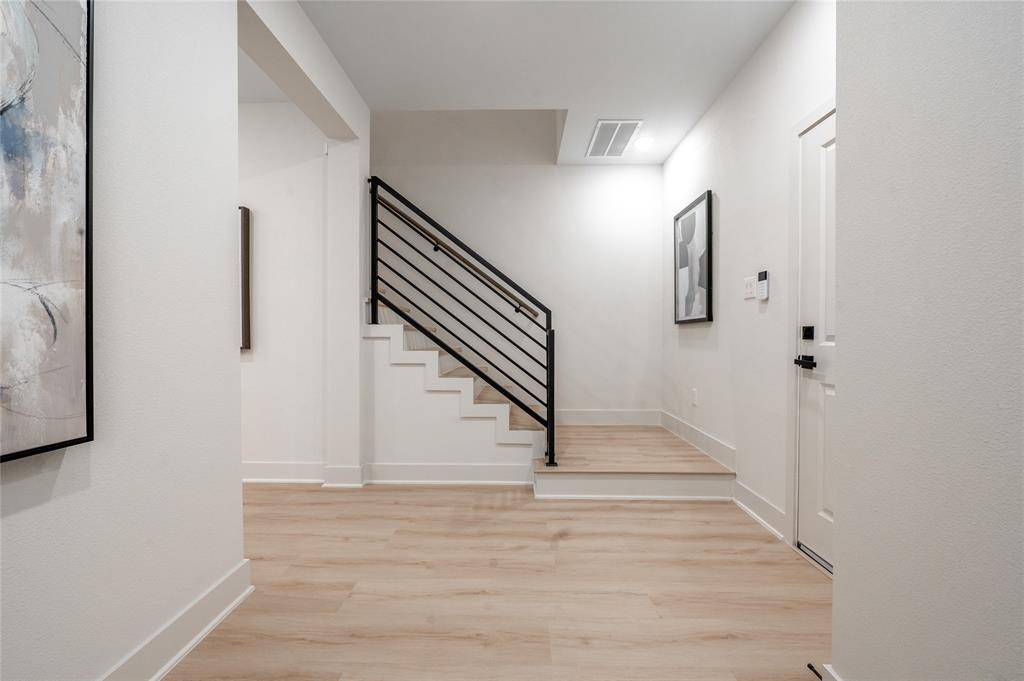 Houston, TX 77051,8120 Corinth ST