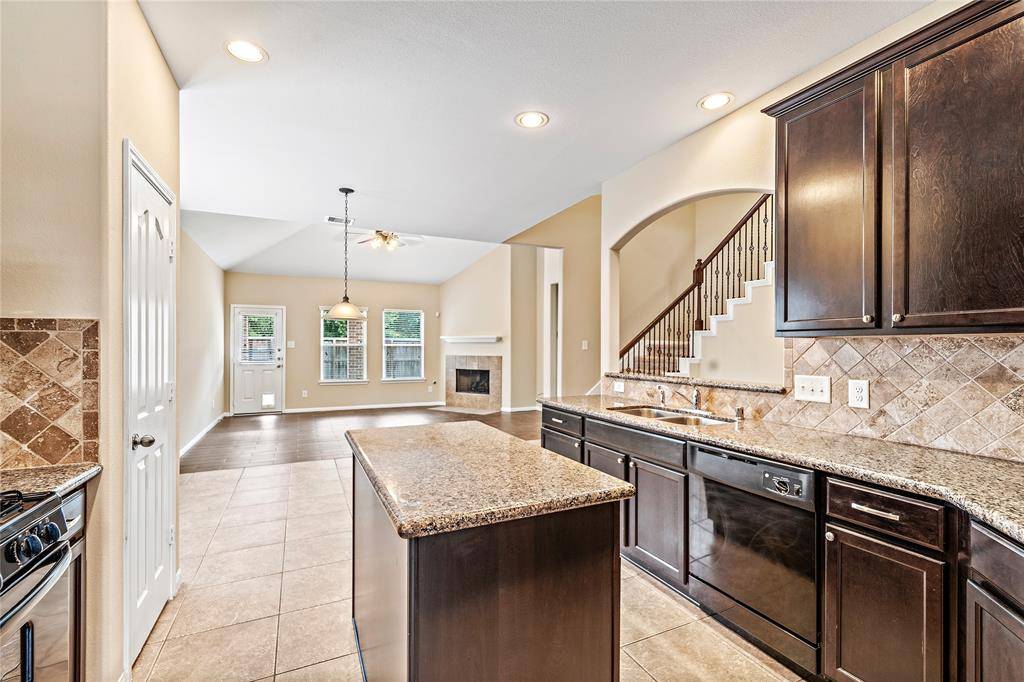Tomball, TX 77375,10022 Taylor Springs LN