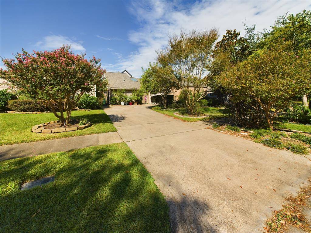 Houston, TX 77077,2026 Ashford Hollow LN