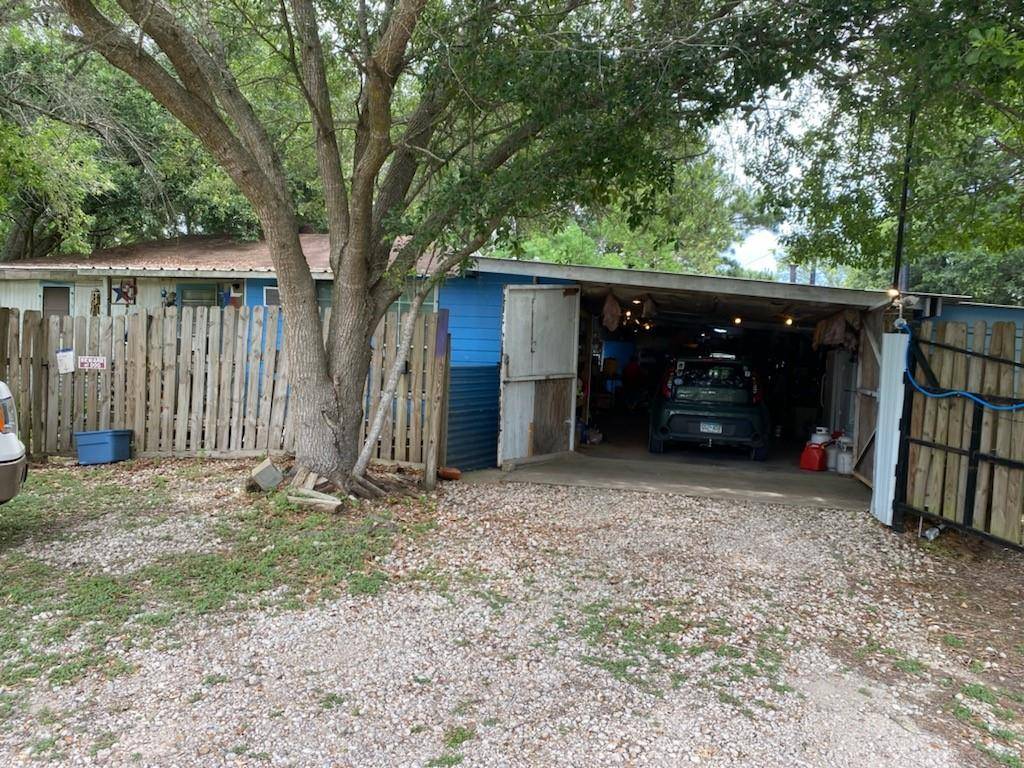 Arcola, TX 77583,303 Howell Roads #1