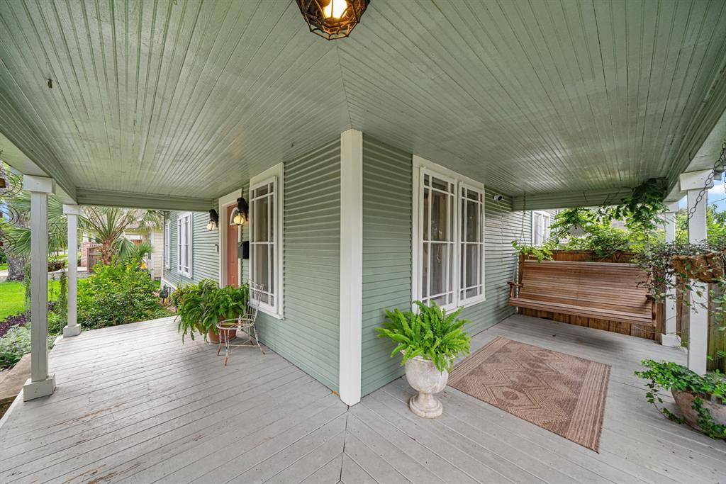 Houston, TX 77009,1039 Louise ST