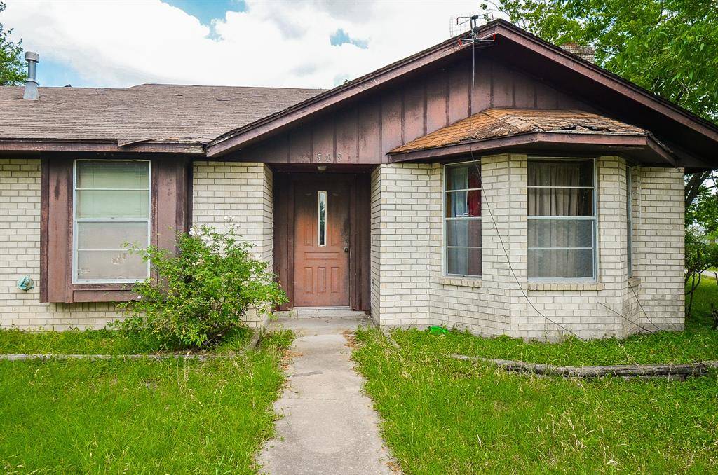 Bellville, TX 77418,509 S Avenue A