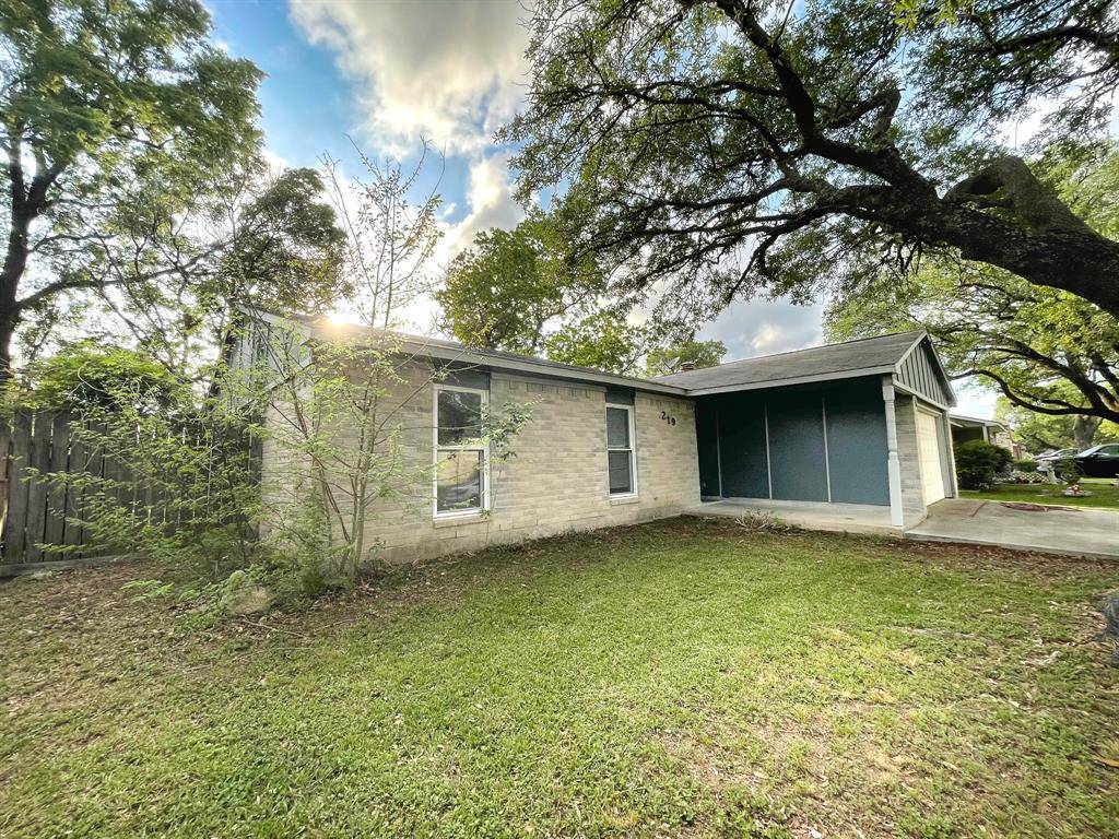 Houston, TX 77049,6219 Scotch Pine DR