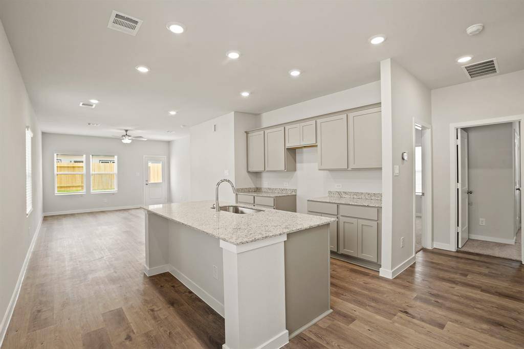 Porter, TX 77365,16207 Globetrotter CT