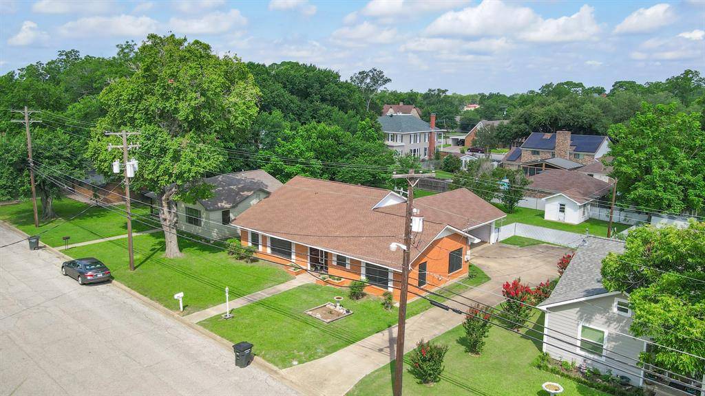 Caldwell, TX 77836,402 W Mustang Street