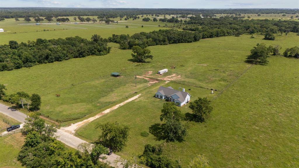 Waller, TX 77484,32123 A Howell RD