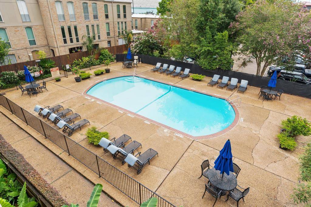 Houston, TX 77027,4635 Wild Indigo ST #520