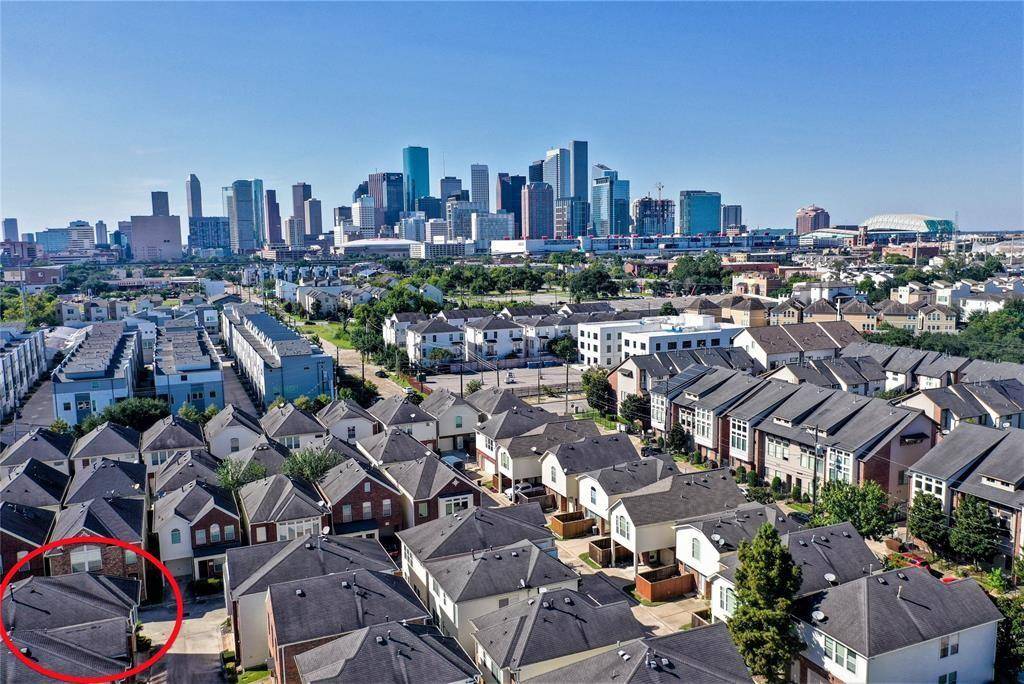 Houston, TX 77003,1754 Aden DR