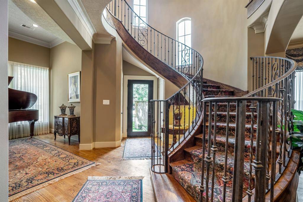 Bellaire, TX 77401,4624 Cedar Oaks LN