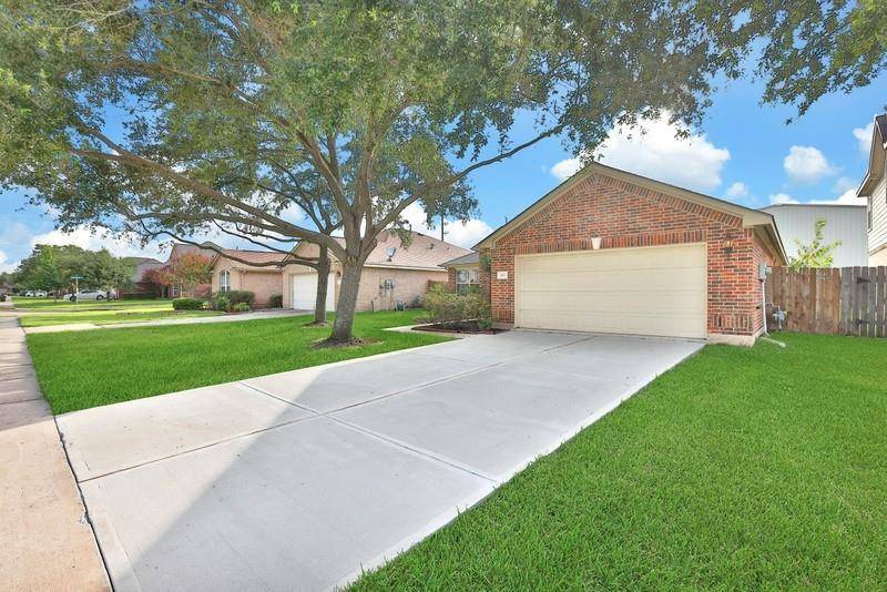 Stafford, TX 77477,815 Mcintosh Bend DR