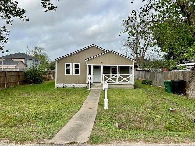 Houston, TX 77051,8230 Woodward ST