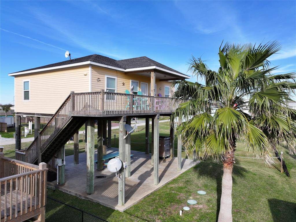 Crystal Beach, TX 77650,118 Ocean Tide DR