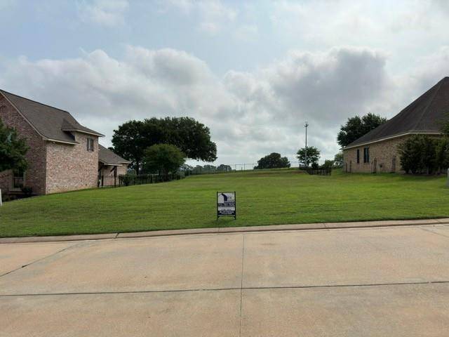 Brenham, TX 77833,2207 Carondelet CT