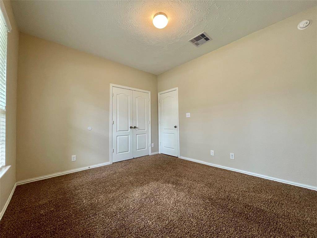 Clute, TX 77531,107 Long Meadow CT