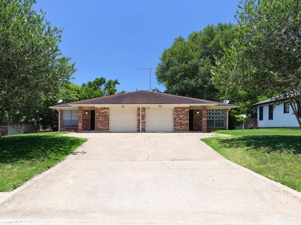 Brenham, TX 77833,703 E Germania ST