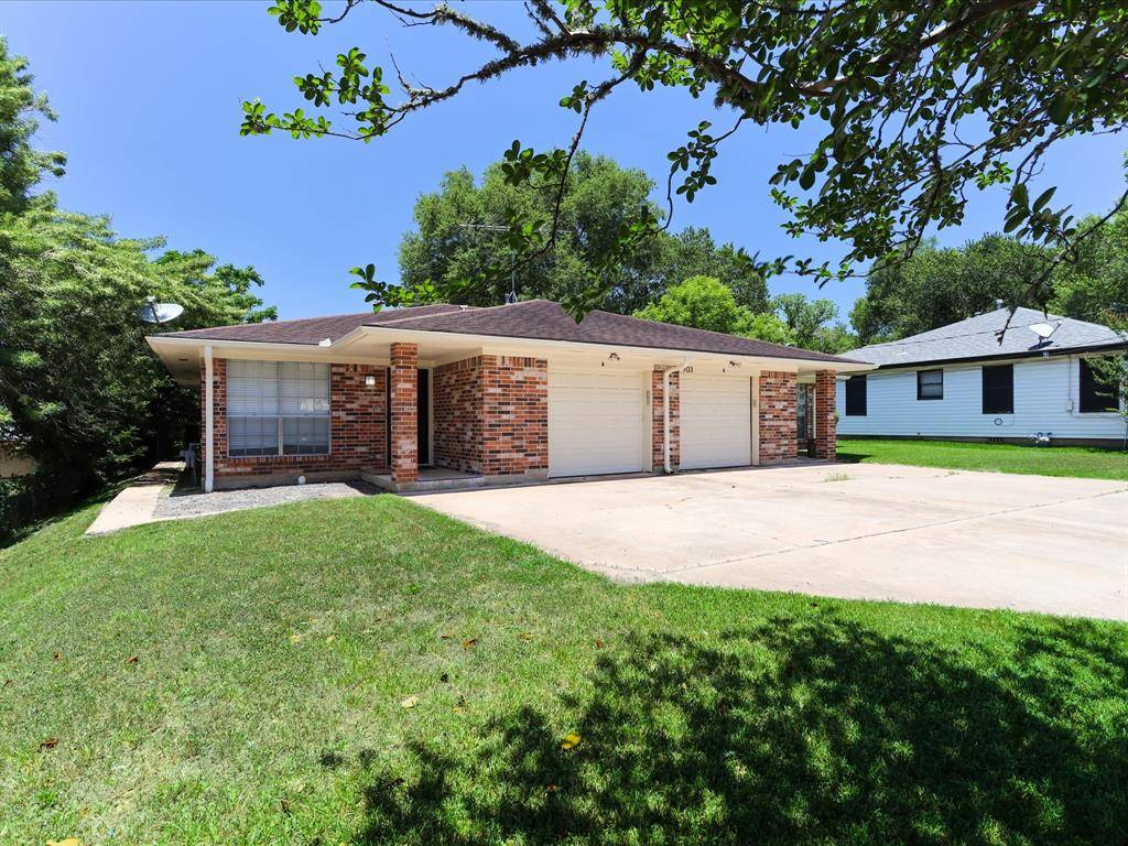 Brenham, TX 77833,703 E Germania ST