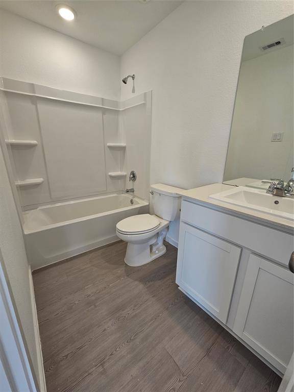Wharton, TX 77488,309 Nicholas RD