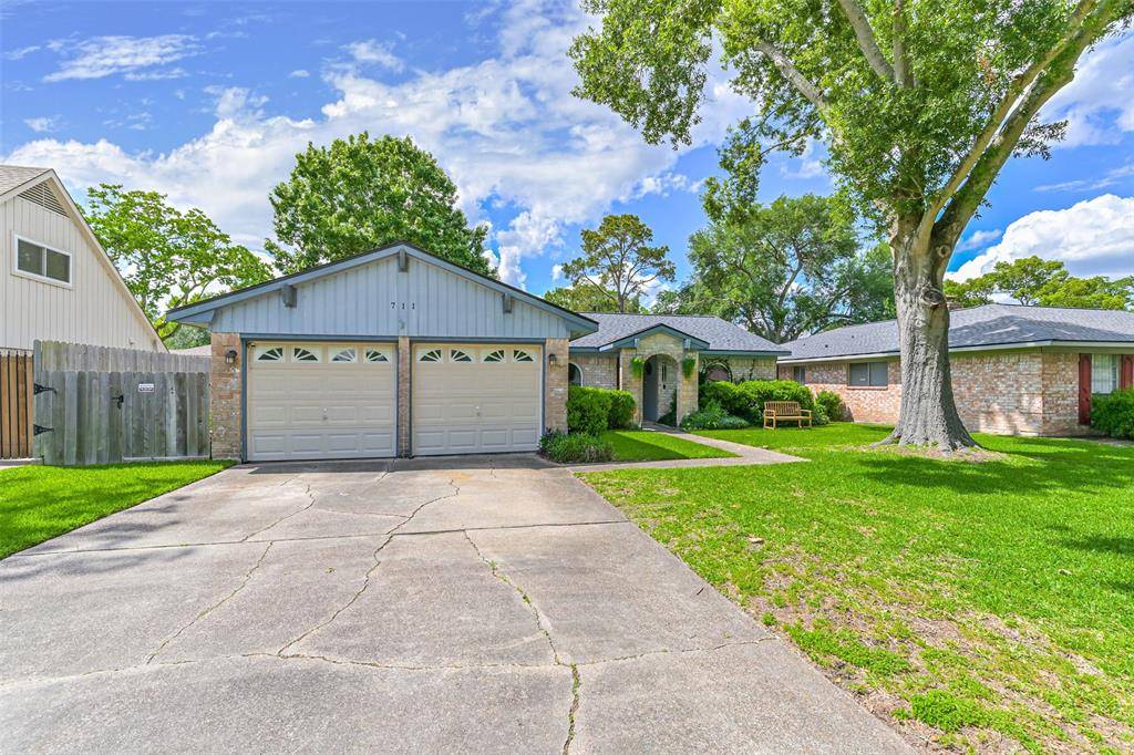 Houston, TX 77062,711 Seacliff DR