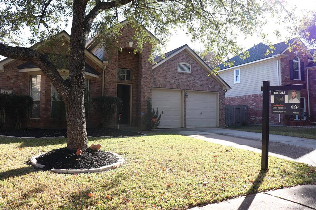 Sugar Land, TX 77479,619 Presley WAY