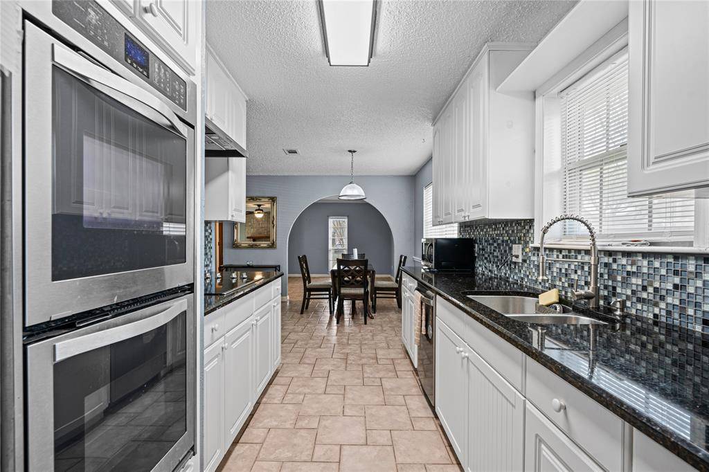 League City, TX 77573,807 Driftwood ST