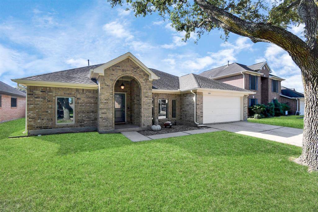 La Porte, TX 77571,5109 Parkcrest DR