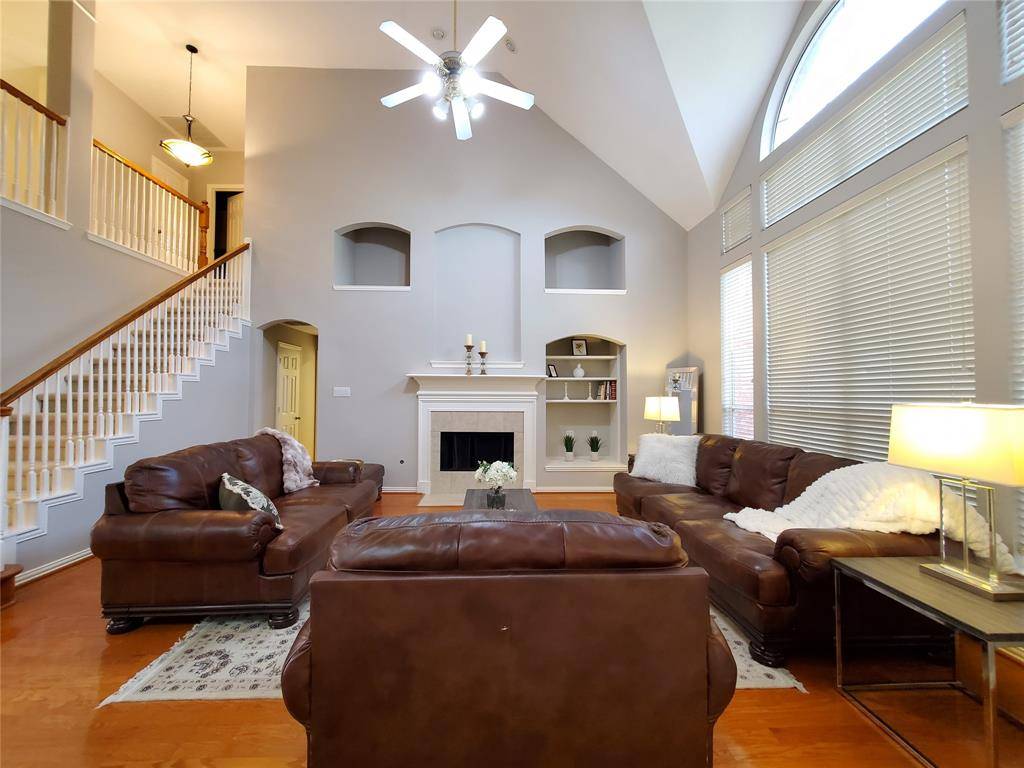 Sugar Land, TX 77479,5439 Emerald Pointe LN