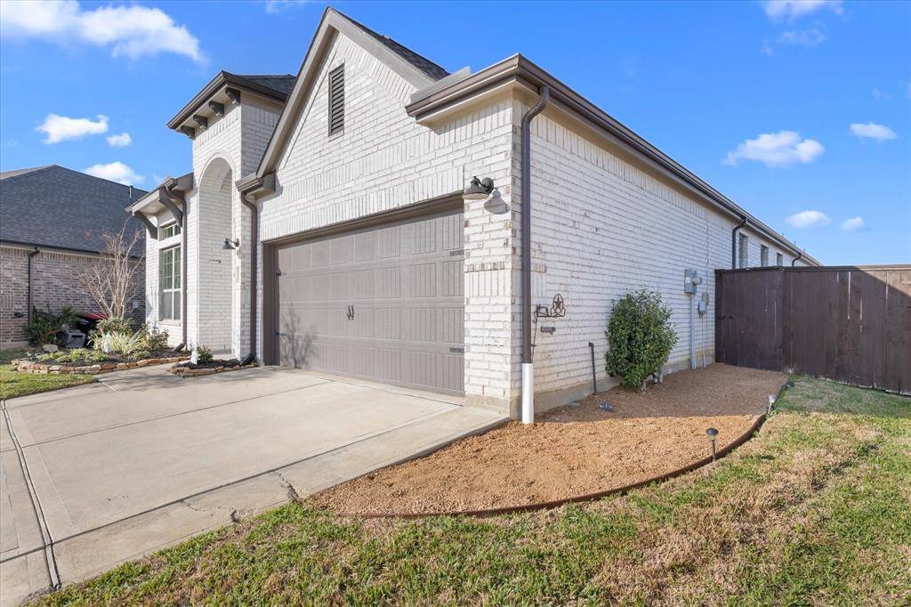 Tomball, TX 77377,19202 Charisma Rose LN