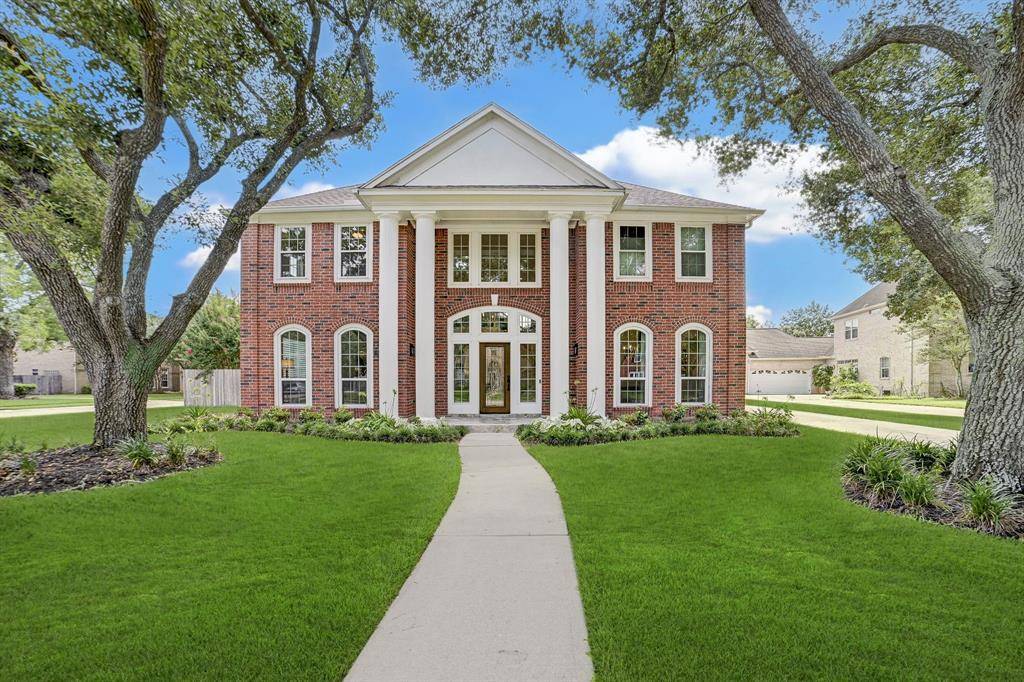 Sugar Land, TX 77479,18 Bishops CT