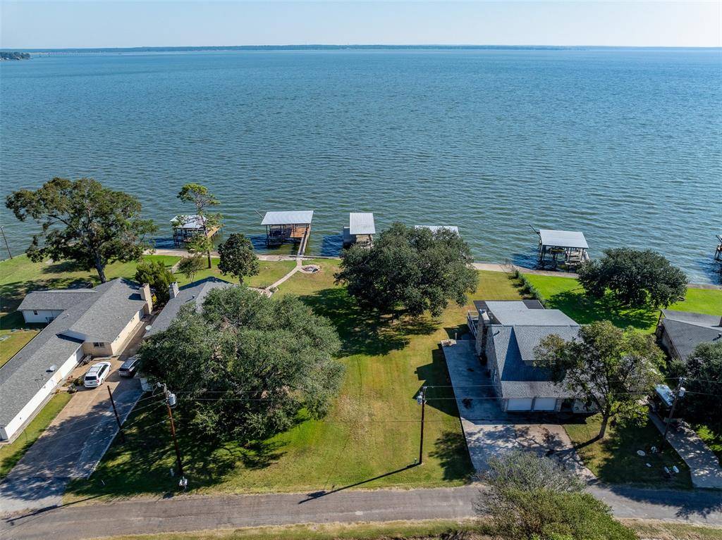 Point Blank, TX 77364,00 Fishermans Bend DR