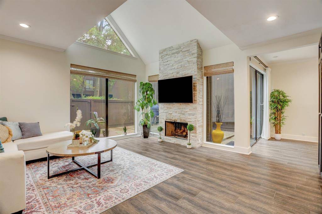 Houston, TX 77024,113 Litchfield LN