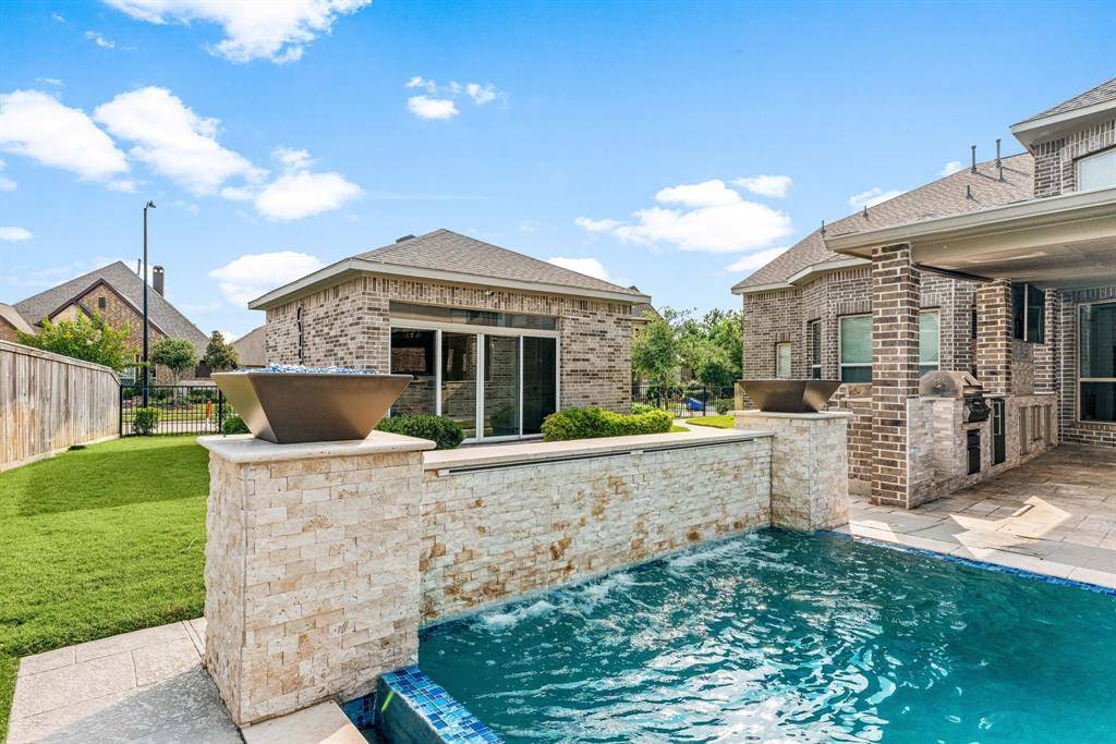 Cypress, TX 77433,16202 Coyote Run LN