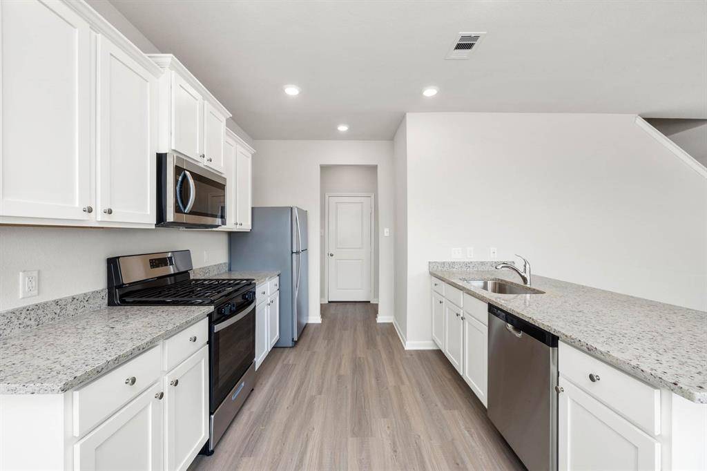 Houston, TX 77016,8119 Sunberry Shadow DR