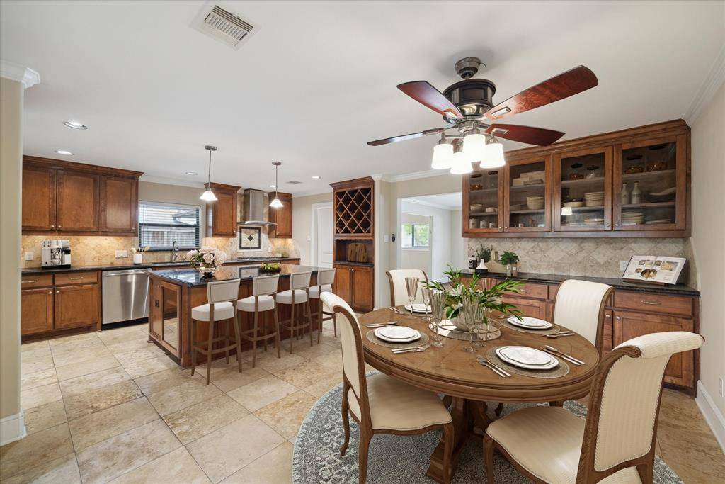 Houston, TX 77025,3207 Aberdeen WAY