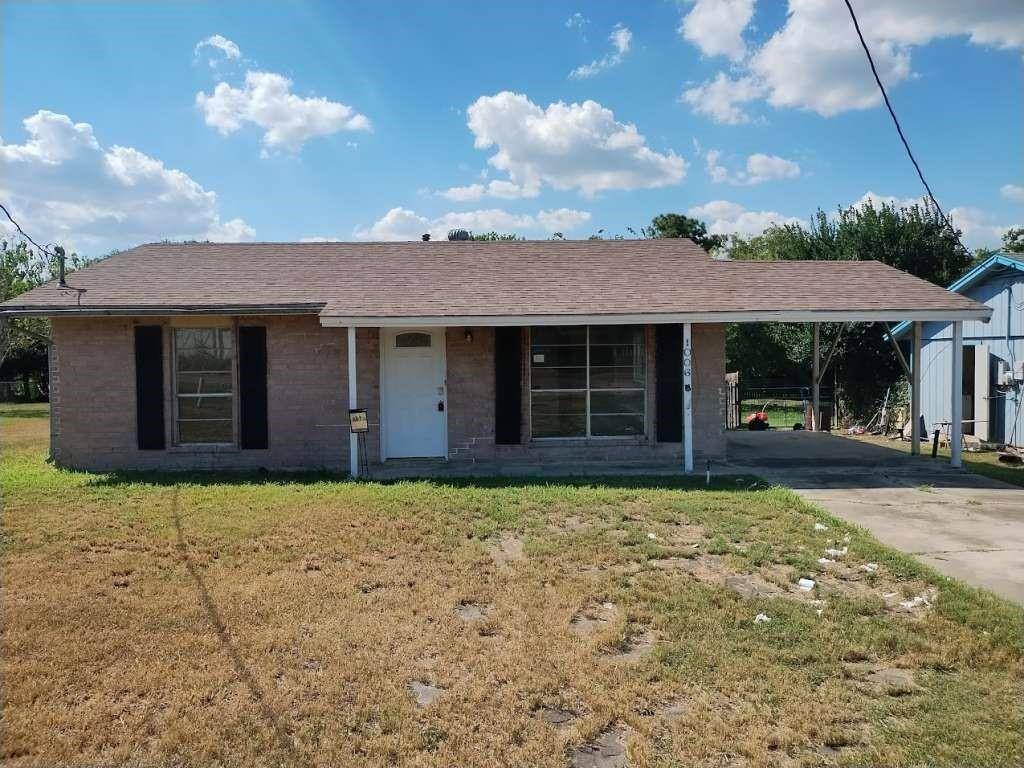 Refugio, TX 78377,1006 Mesquite ST