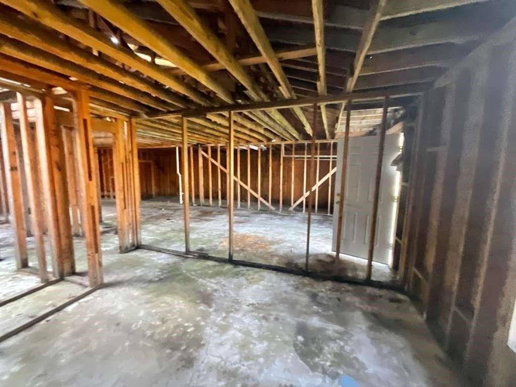 Orange, TX 77630,412 W Park AVE