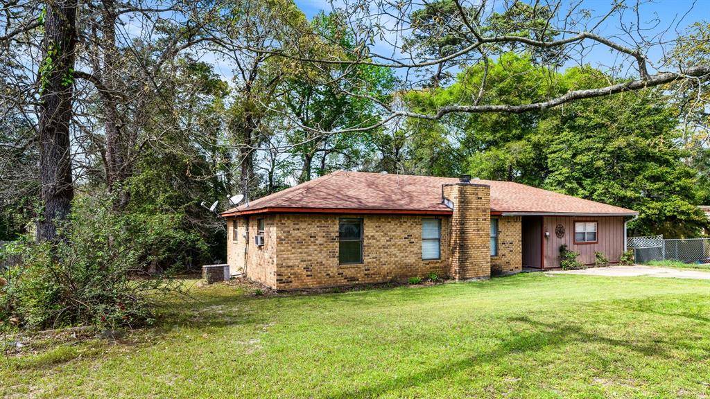 Coldspring, TX 77331,240 Hill LN